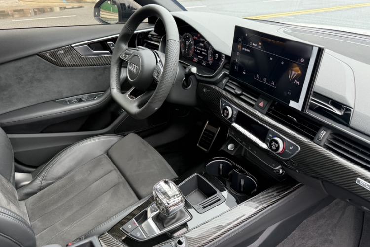 Used Audi A4L 2024 45 TFSI quattro Prestige Dynamic Edition Interior 4