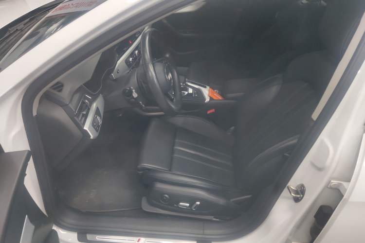 Used Audi A4L 2024 40 TFSI Fashion Dynamic Model Interior 5