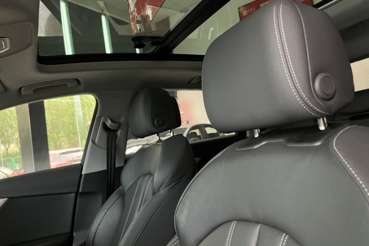 Used Audi A4L 2024 40 TFSI Fashion Dynamic Model Interior 6