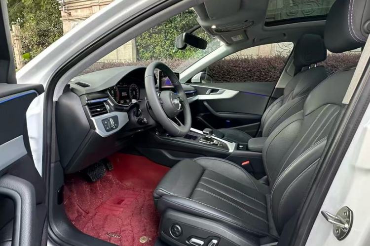 Used Audi A4L 2024 40 TFSI Fashion Dynamic Model Interior 8