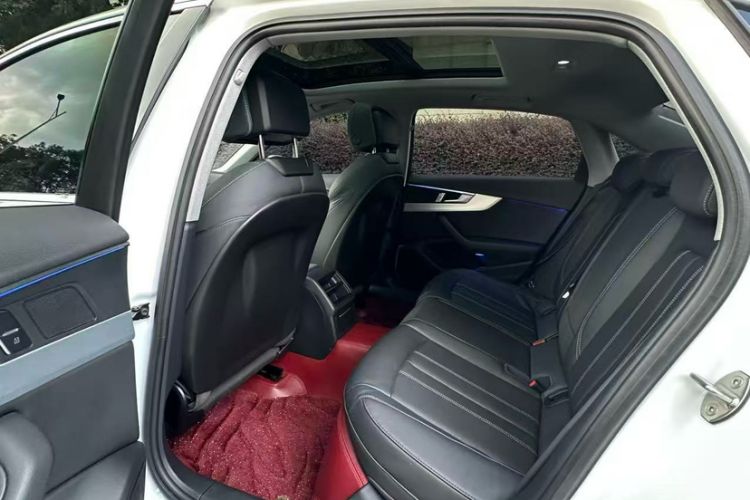 Used Audi A4L 2024 40 TFSI Fashion Dynamic Model Interior 9