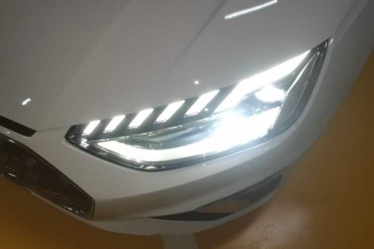 Used Audi A4L 2024 40 TFSI Fashion Dynamic Model Left Front Headlight