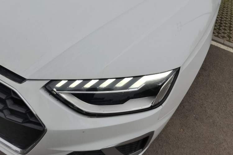 Used Audi A4L 2024 40 TFSI Fashion Dynamic Model Left Front Headlight
