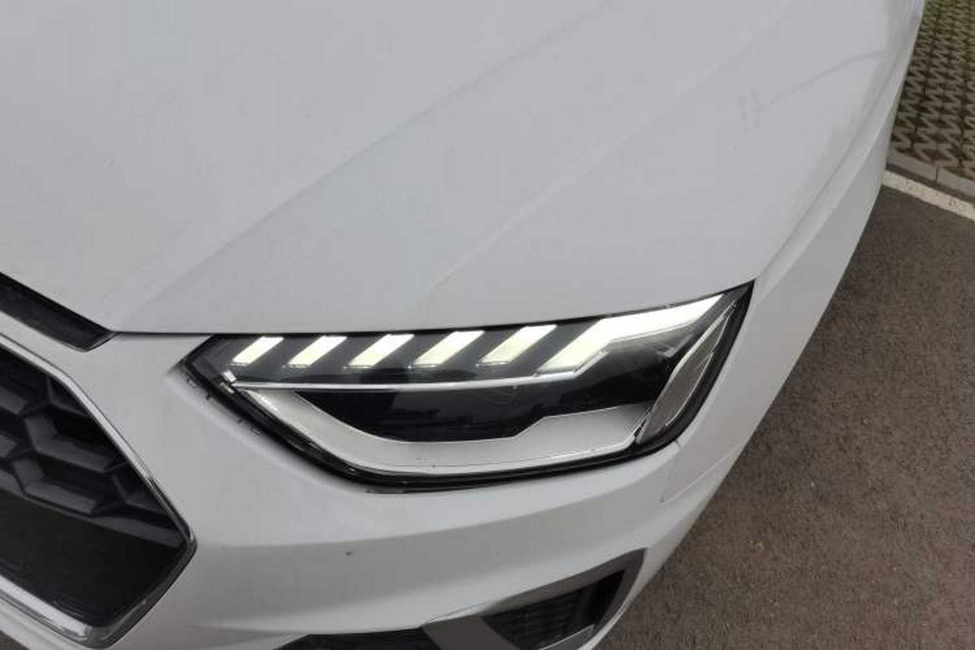 Used Audi A4L 2024 40 TFSI Fashion Dynamic Model Left Front Headlight