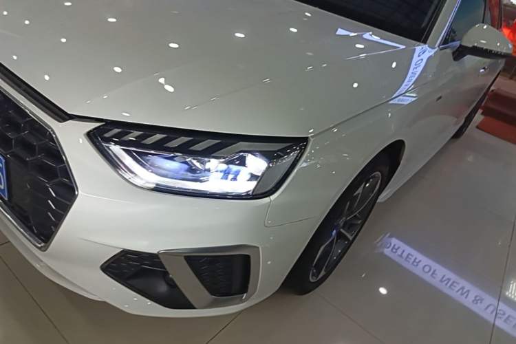 Used Audi A4L 2024 40 TFSI Fashion Dynamic Model Left Front Headlight