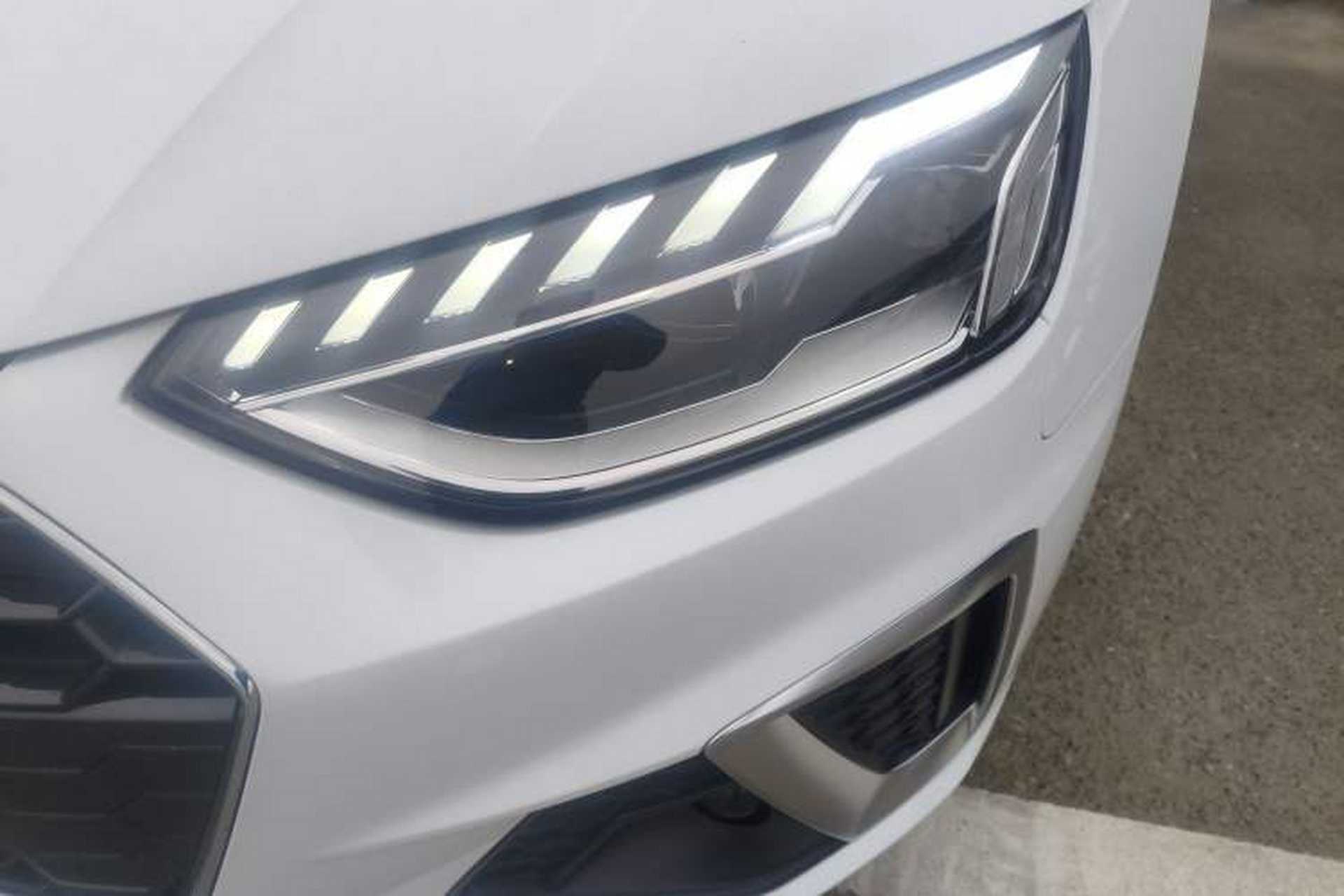 Used Audi A4L 2024 40 TFSI Fashion Dynamic Model Left Front Headlight