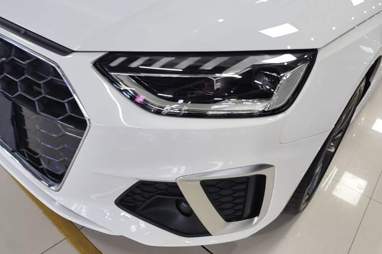 Used Audi A4L 2024 40 TFSI Fashion Dynamic Model Left Front Headlight