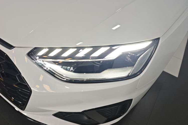 Used Audi A4L 2024 40 TFSI Luxury Dynamic Edition Left Front Headlight