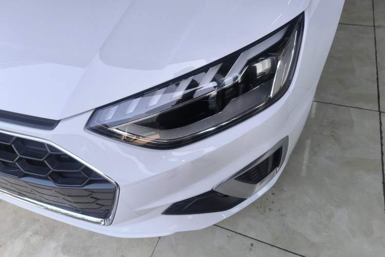 Used Audi A4L 2024 40 TFSI Fashion Dynamic Model Left Front Headlight