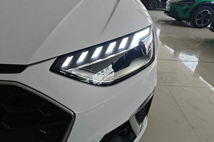 Used Audi A4L 2024 40 TFSI Fashion Dynamic Model Left Front Headlight