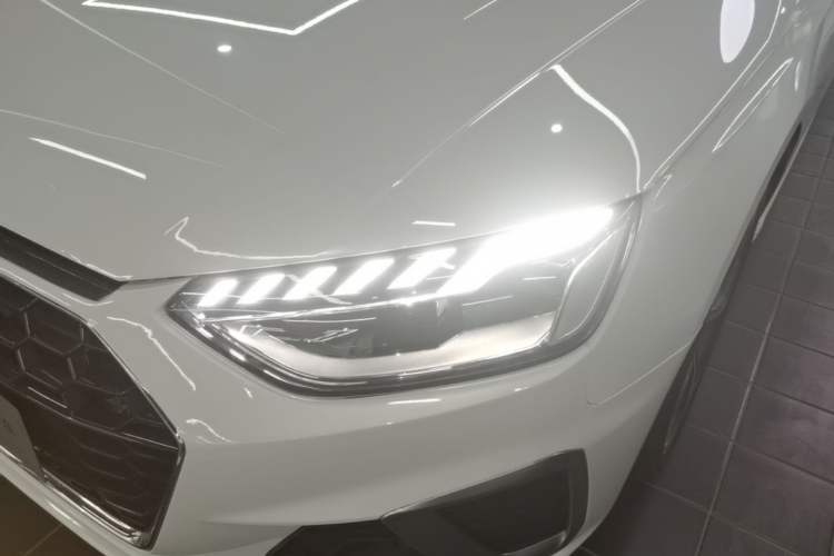 Used Audi A4L 2024 40 TFSI Fashion Dynamic Model Left Front Headlight