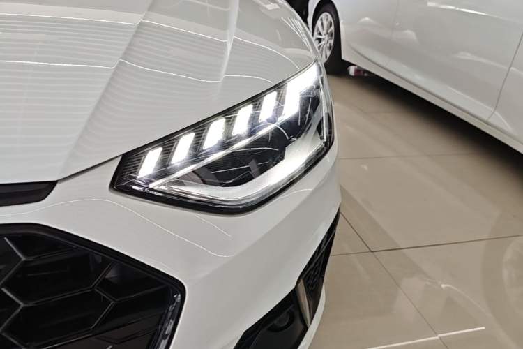 Used Audi A4L 2024 40 TFSI Luxury Dynamic Edition Left Front Headlight
