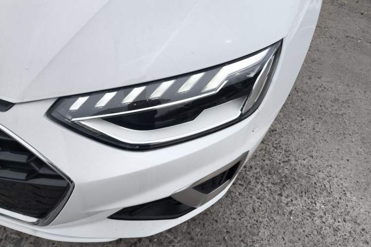 Used Audi A4L 2024 40 TFSI Fashion Dynamic Model Left Front Headlight