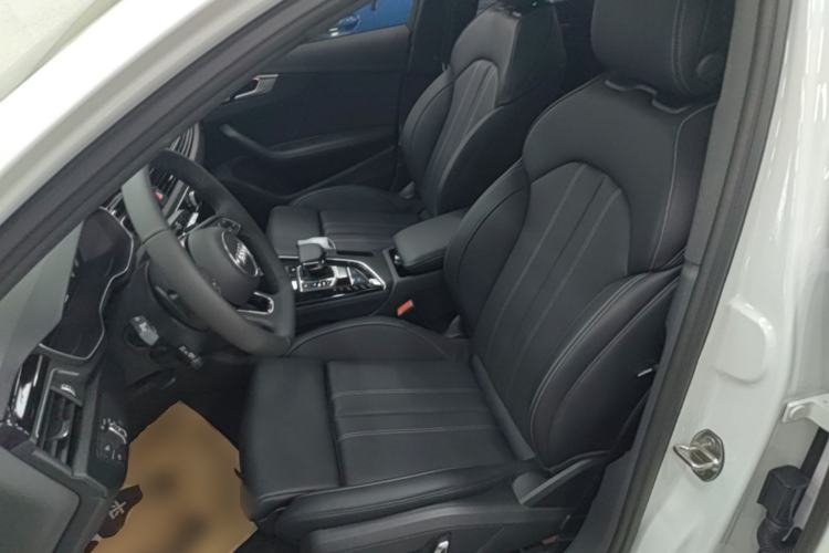 Used Audi A4L 2024 40 TFSI Luxury Dynamic Edition Left Front Seat