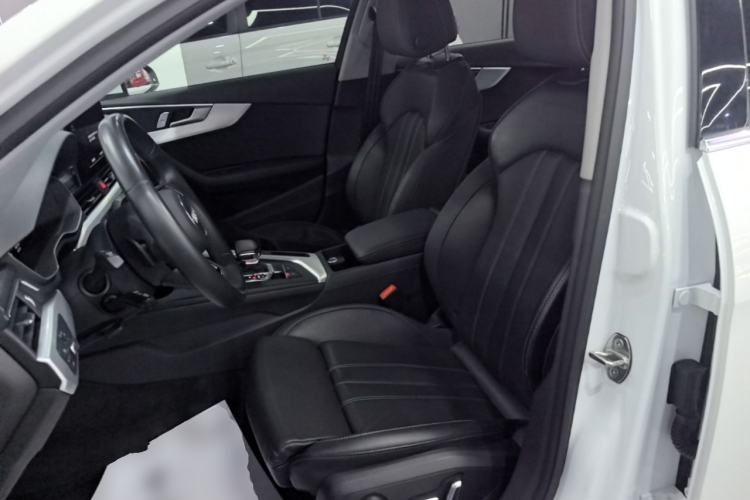 Used Audi A4L 2024 40 TFSI Fashion Dynamic Model Left Front Seat