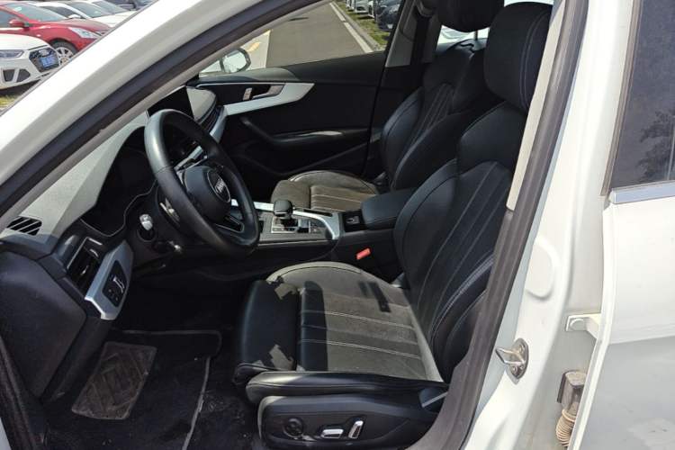 Used Audi A4L 2024 40 TFSI Fashion Dynamic Model Left Front Seat