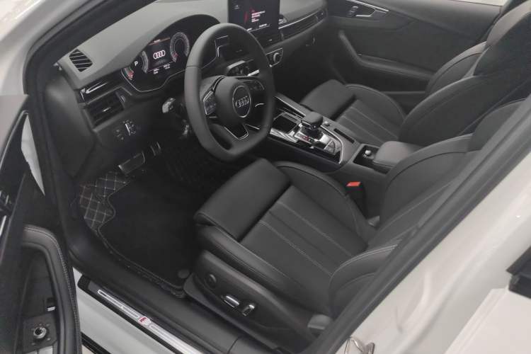 Used Audi A4L 2024 40 TFSI Luxury Dynamic Edition Left Front Seat