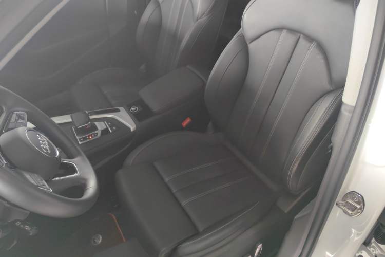 Used Audi A4L 2024 40 TFSI Fashion Dynamic Model Left Front Seat