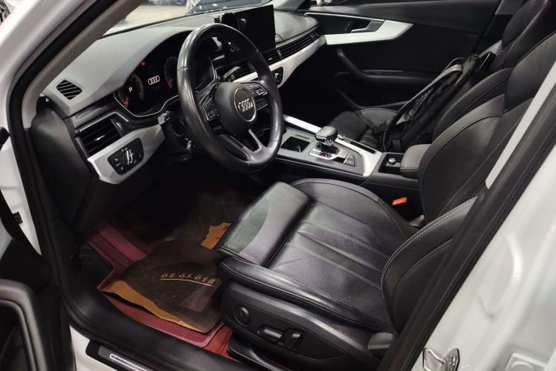 Used Audi A4L 2024 40 TFSI Fashion Dynamic Model Left Front Seat