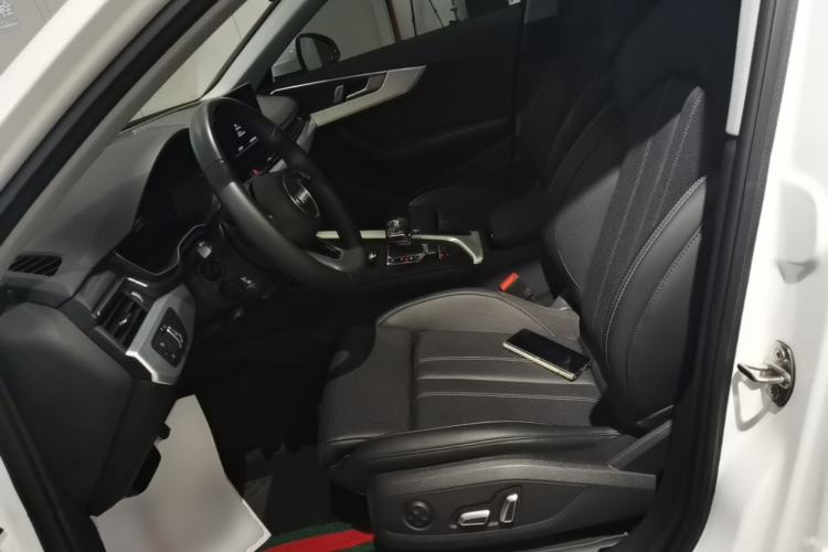 Used Audi A4L 2024 40 TFSI Fashion Dynamic Model Left Front Seat