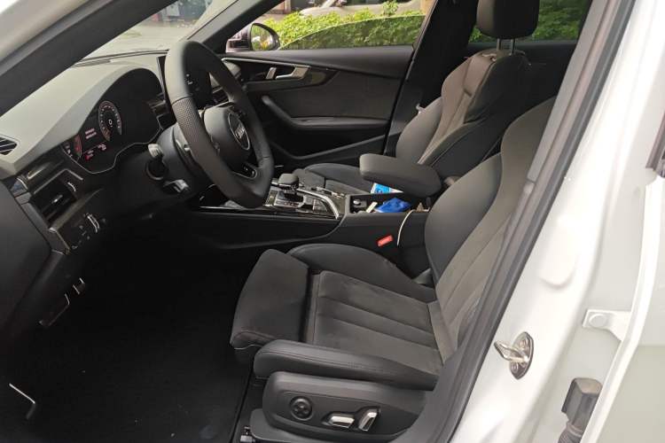 Used Audi A4L 2024 45 TFSI quattro Prestige Dynamic Edition Left Front Seat