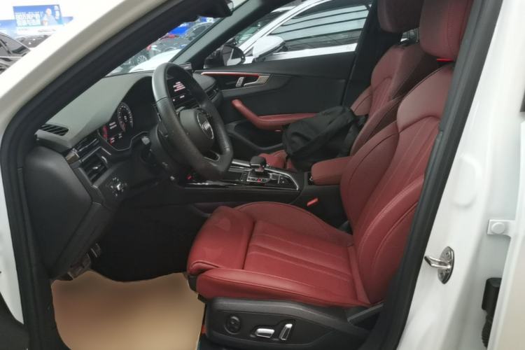 Used Audi A4L 2024 40 TFSI Luxury Dynamic Edition Left Front Seat