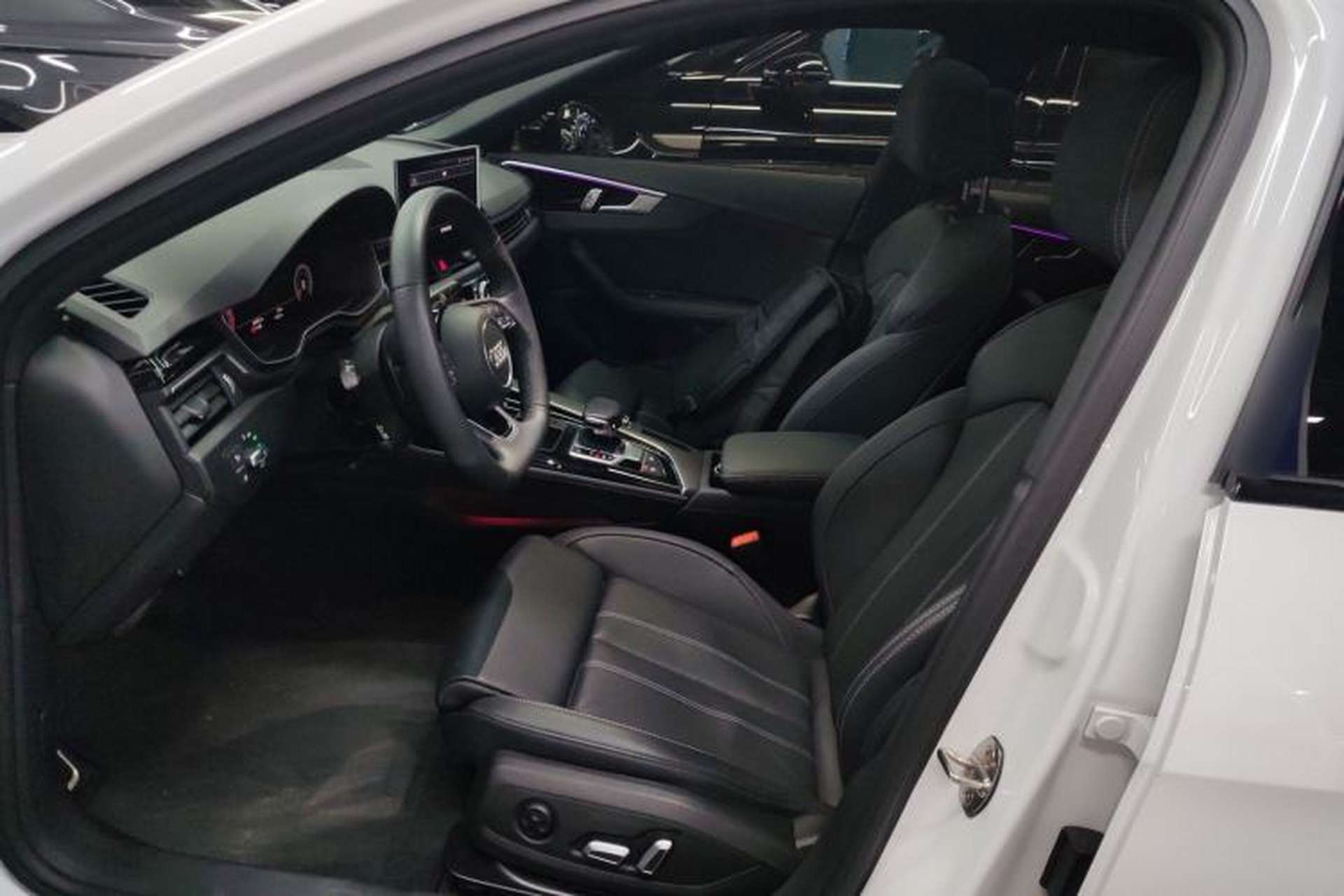 Used Audi A4L 2024 40 TFSI Luxury Dynamic Edition Left Front Seat