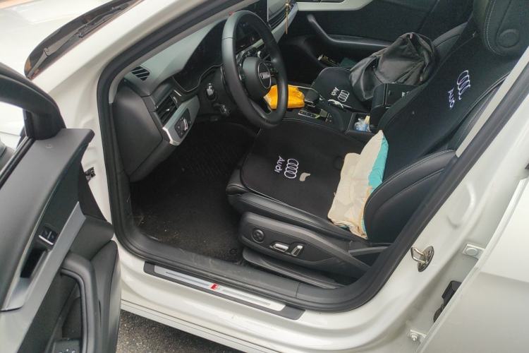 Used Audi A4L 2024 40 TFSI Fashion Dynamic Model Left Front Seat
