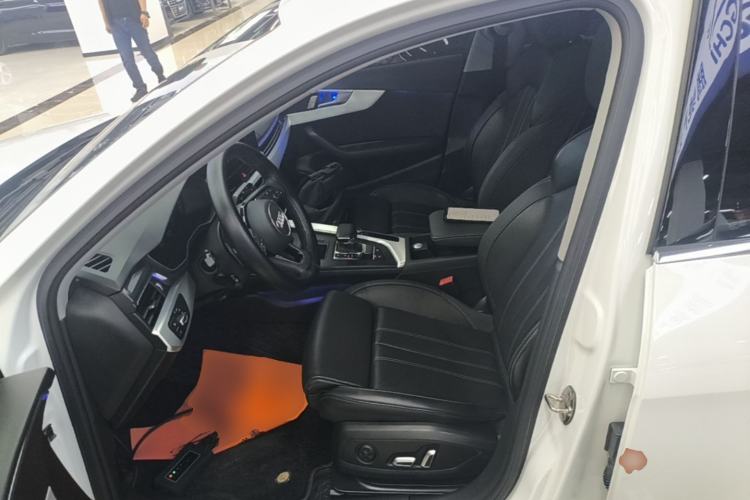 Used Audi A4L 2024 40 TFSI Fashion Dynamic Model Left Front Seat