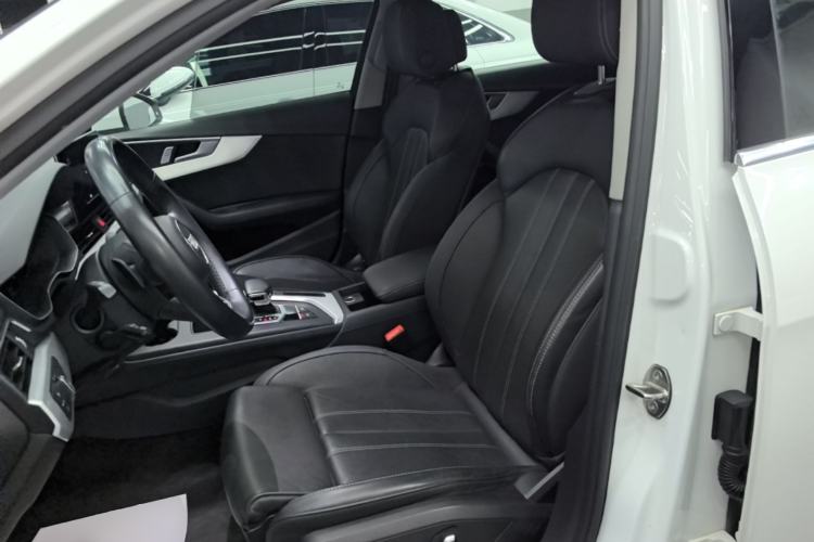 Used Audi A4L 2024 40 TFSI Fashion Dynamic Model Left Front Seat