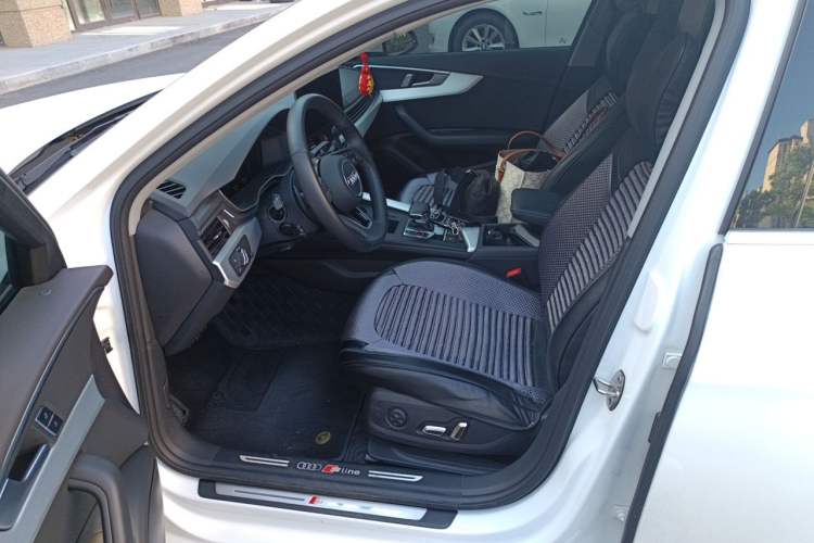 Used Audi A4L 2024 40 TFSI Fashion Dynamic Model Left Front Seat