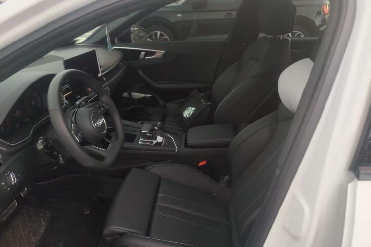 Used Audi A4L 2024 40 TFSI Luxury Dynamic Edition Left Front Seat