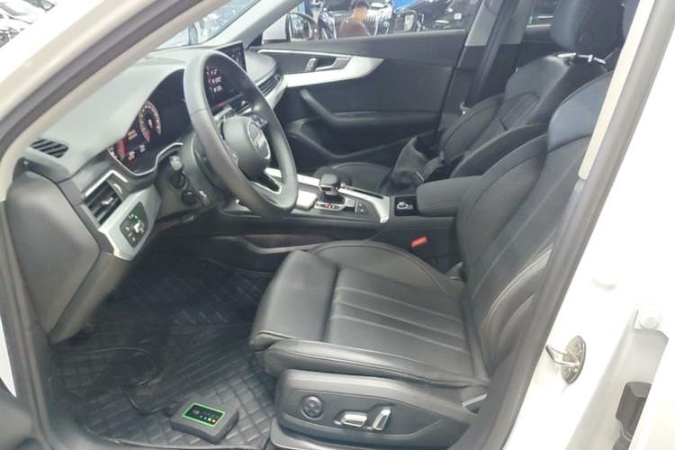 Used Audi A4L 2024 40 TFSI Fashion Dynamic Model Left Front Seat