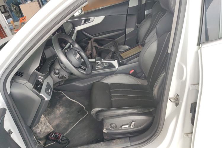 Used Audi A4L 2024 40 TFSI Fashion Dynamic Model Left Front Seat