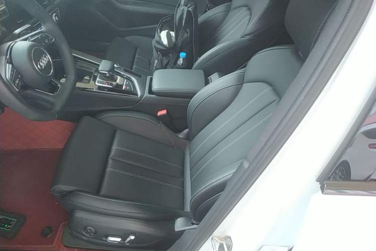 Used Audi A4L 2024 40 TFSI Luxury Dynamic Edition Left Front Seat