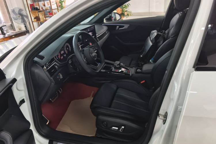 Used Audi A4L 2024 40 TFSI Luxury Dynamic Edition Left Front Seat