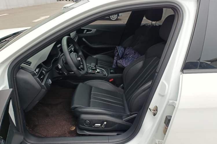 Used Audi A4L 2024 40 TFSI Luxury Dynamic Edition Left Front Seat