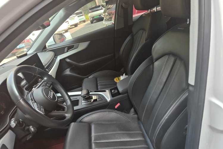 Used Audi A4L 2024 40 TFSI Fashion Dynamic Model Left Front Seat