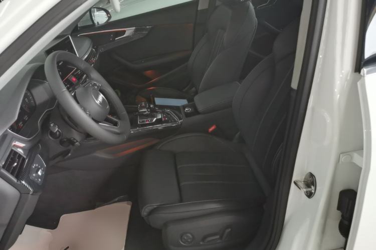 Used Audi A4L 2024 40 TFSI Fashion Dynamic Model Left Front Seat