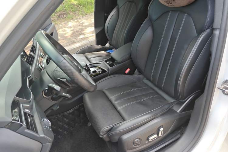 Used Audi A4L 2024 40 TFSI Luxury Dynamic Edition Left Front Seat