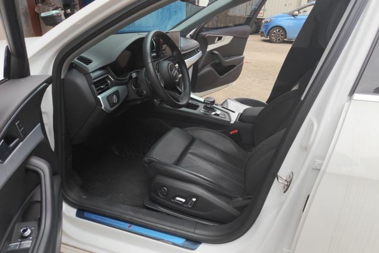 Used Audi A4L 2024 40 TFSI Fashion Dynamic Model Left Front Seat