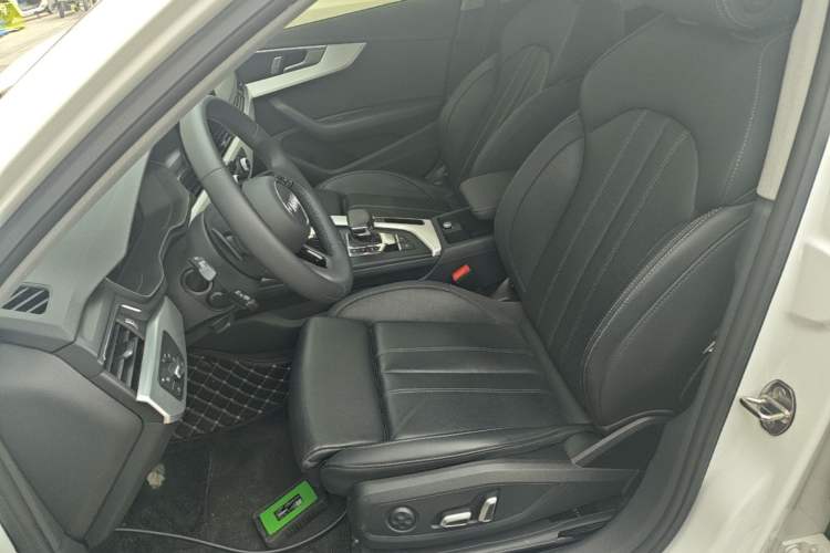 Used Audi A4L 2024 40 TFSI Fashion Dynamic Model Left Front Seat