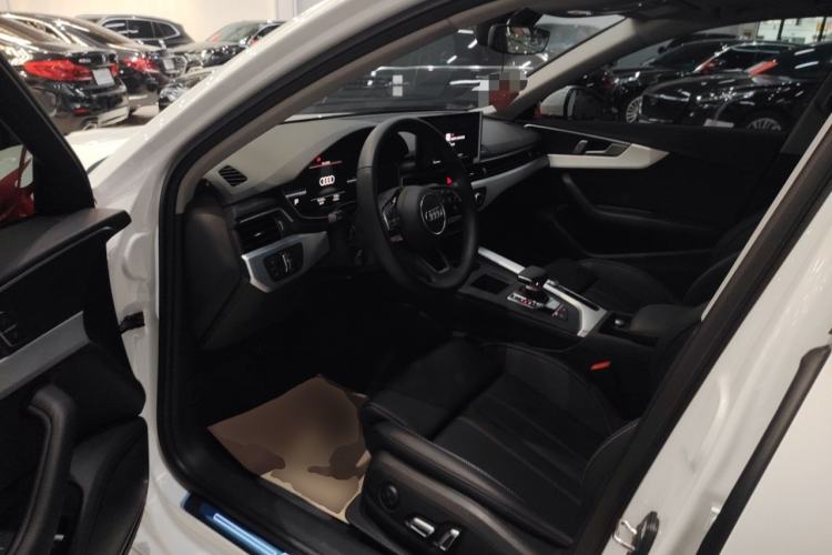 Used Audi A4L 2024 40 TFSI Fashion Dynamic Model Left Front Seat