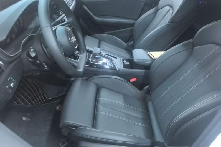Used Audi A4L 2024 40 TFSI Luxury Dynamic Edition Left Front Seat