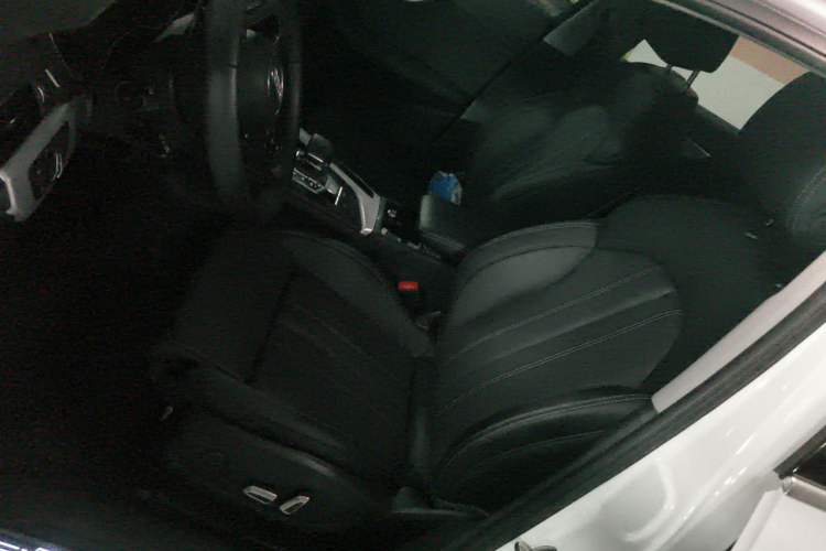 Used Audi A4L 2024 40 TFSI Fashion Dynamic Model Left Front Seat