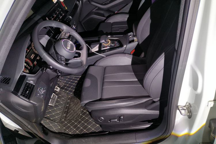 Used Audi A4L 2024 40 TFSI Luxury Dynamic Edition Left Front Seat