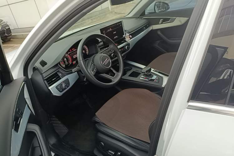 Used Audi A4L 2024 40 TFSI Fashion Dynamic Model Left Front Seat