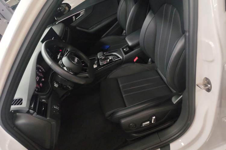 Used Audi A4L 2024 40 TFSI Luxury Dynamic Edition Left Front Seat
