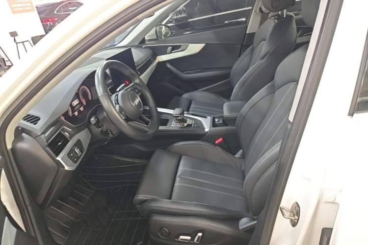 Used Audi A4L 2024 40 TFSI Fashion Dynamic Model Left Front Seat
