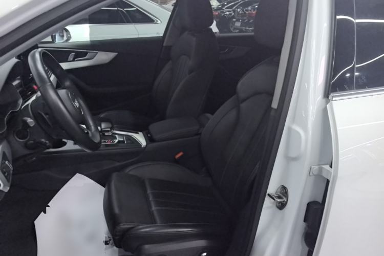 Used Audi A4L 2024 40 TFSI Fashion Dynamic Model Left Front Seat
